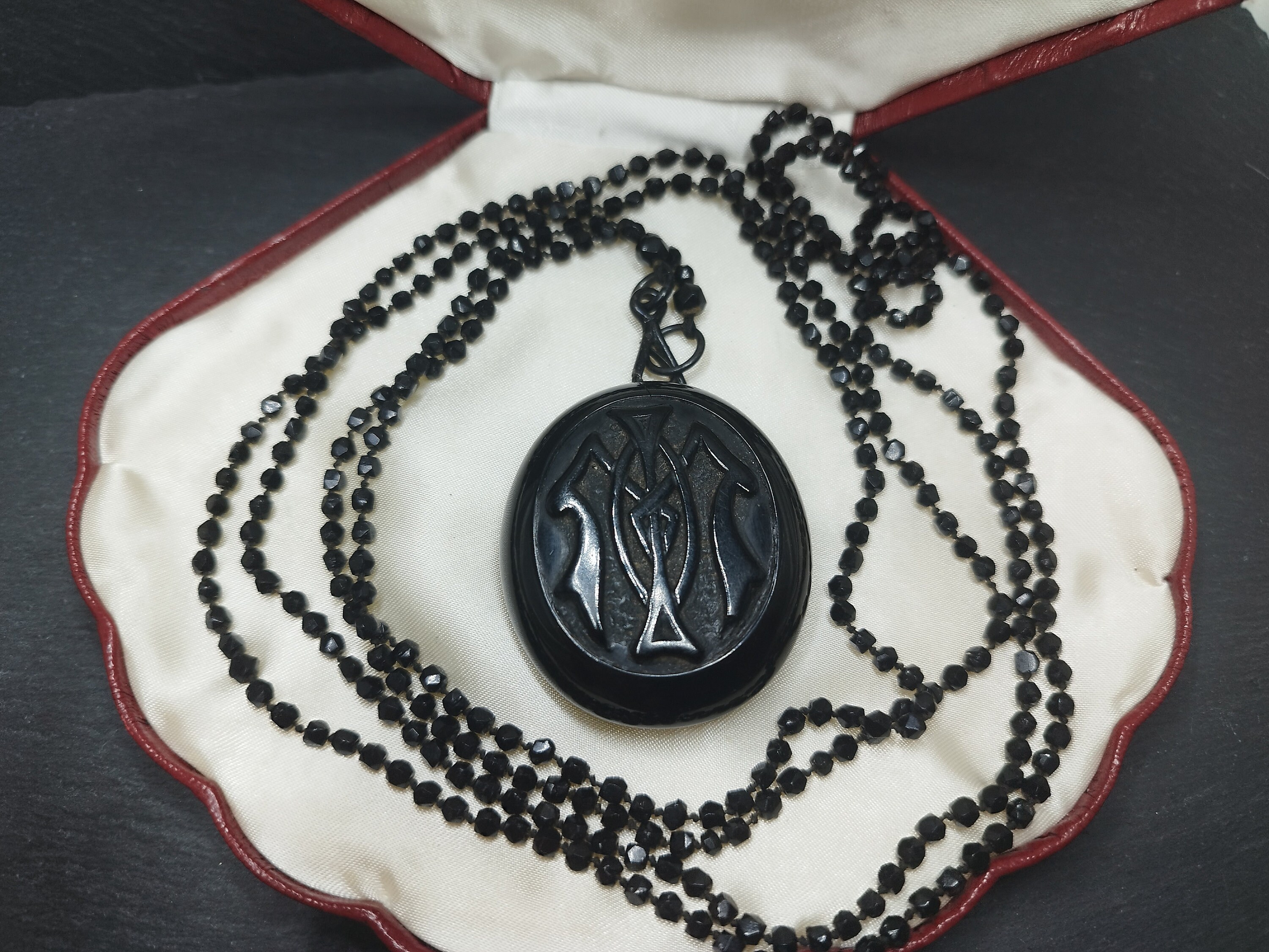 Sdouefos Vintage Locket Necklace Open DIY Antique Oval