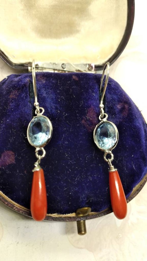 Boucles D'oreilles Anciennes - Corail Rouge Et Topaze Bleue Sur Argent Massif 925