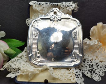Ex voto antique Sein féminin guérison spiritualité argent Italie début 20ème siècle pour Grâce reçue collection religieuse pendentif