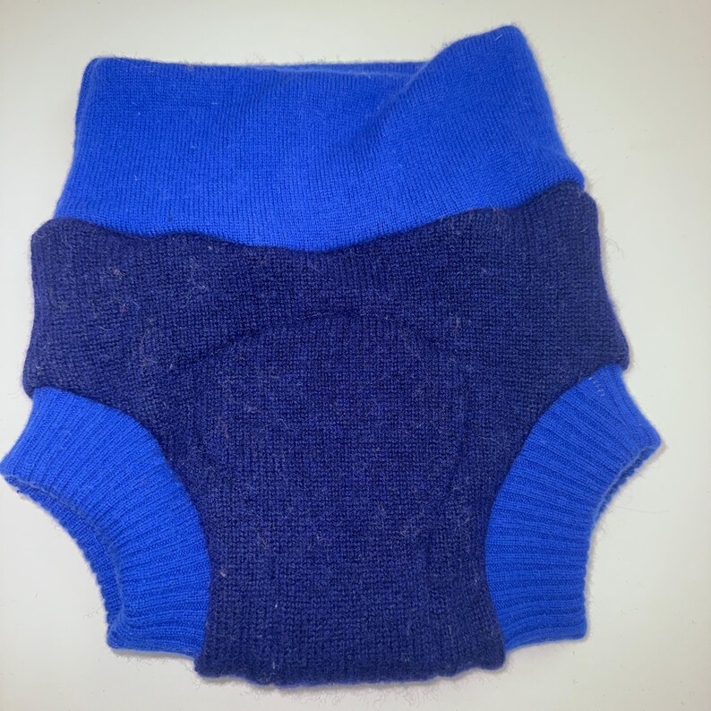 Medium 6-18M 15-22 lb Upcycled Pure Wool Diaper Cover with Felted Liner - Blues Navy/cobalt