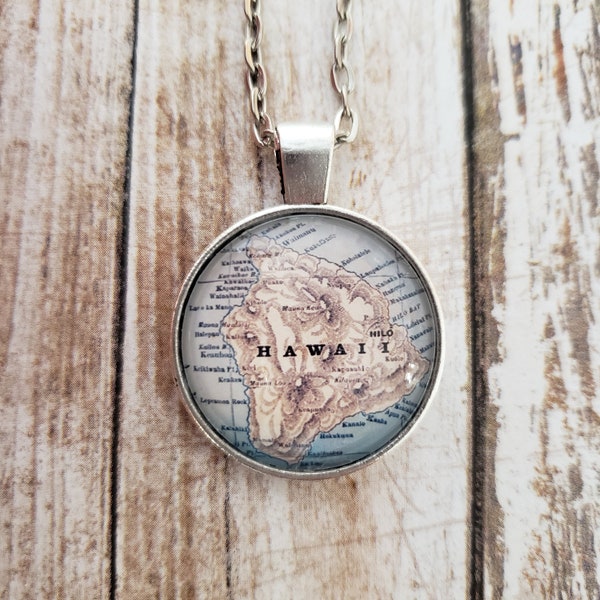 Hawaii (Big Island) Vintage Style Map Necklace