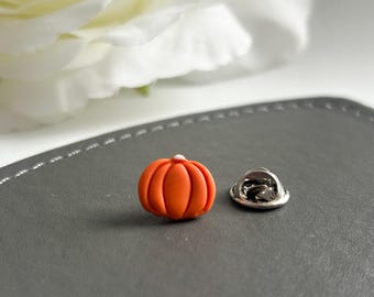 Cute Pumpkin Lapel Pin Orange, Small Halloween Jewellery broach Gift for Her Spring Outfit Accessory for Women