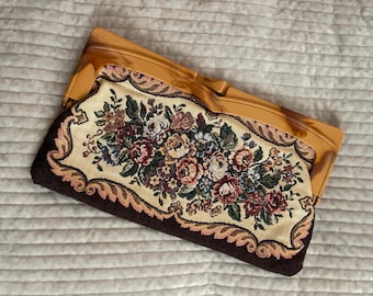Vintage tapestry clutch, 1970’s boho  handbag, unique embroidered purse, 70’s purse with embroidery, snap clutch purse, unique purse vintage
