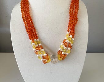 1960’s vintage beaded necklace. Midcentury plastic necklace chunky statement necklace.