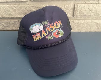 Vintage Branson Missouri trucker hat. Vintage navy snap back hat. Cool trucker hat in navy blue. Graphic hat MO Missouri hipster hat