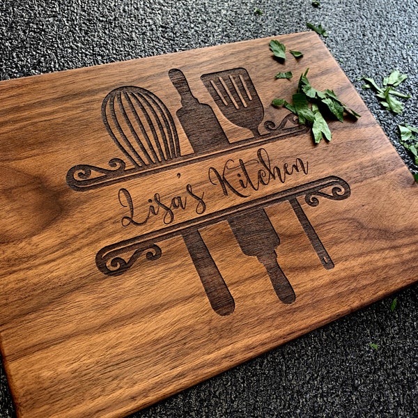 Cutting Board,Custom Cutting Board, Moms Kitchen, Friend Gift, Christmas Gift, Gift for Her, Bride Gift, Womans Gift, Personalized