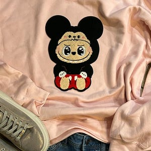 LaBuBu Mickey Mouse costume inspired Patch Crew neck, Hoodie or shirt with 3D patch afbeelding 2