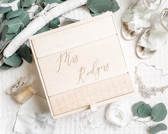 Bridal Keepsake Box, Personalized Box, Wood Box, Bridal Shower Gift, Wooden Gift Box, Box with Name, Engagement Gift