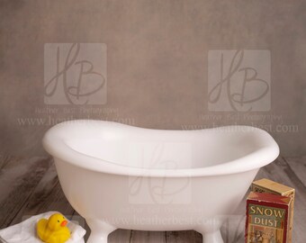 Sitter clawfoot tub digital background