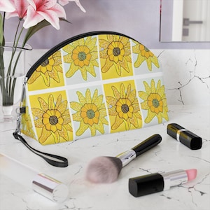 Sunflower Organizer Pouch - Perfect for Your Essentials!