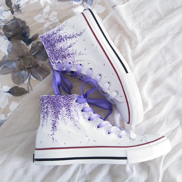 Zapatos con flores de glicina moradas pintadas a mano, zapatillas altas con dibujo, zapatos personalizados con garabatos