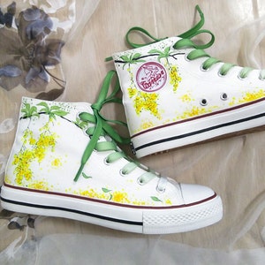 Hand Painted Yellow Flower   Shoes,Casual High top Custom Flat Shoes,Lace Individuality Doodle Hand Drawn sneaker,birthday gift