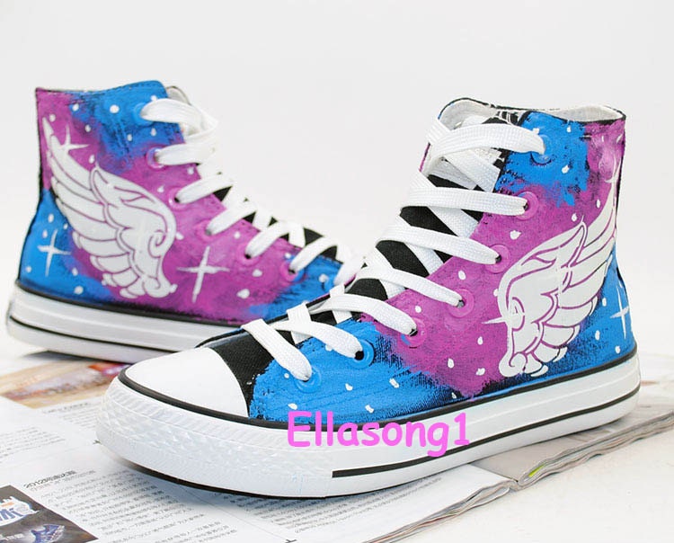 Zapatos luminosos de galaxia con alas de ángel pintados a mano, zapatillas altas con dibujo, zapatos personalizados con garabatos
