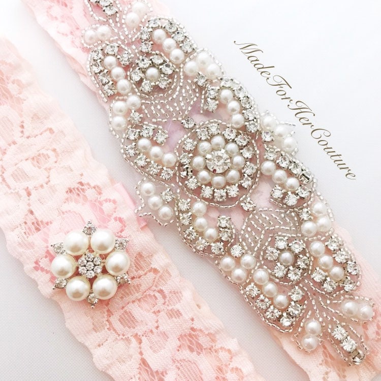 light pink garter belt Kennt ihr den Trend 