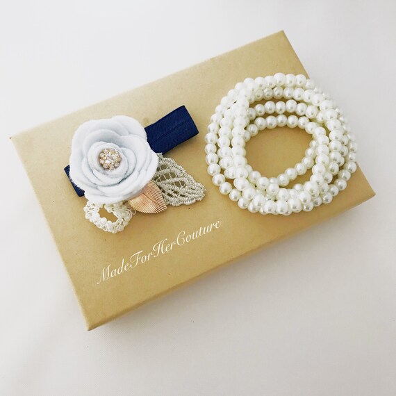 corsage wrist band