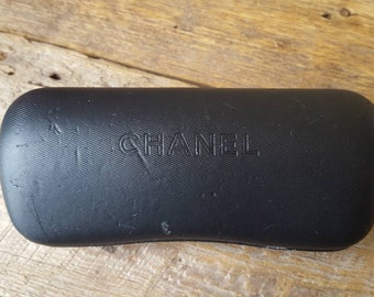 Authentic vintage CHANEL hard glasses case in leather