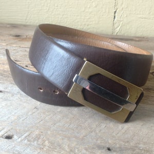 Men&#39;s belt in velvety calfskin, size 34, brass buckle/vintage 1980s/premium leather