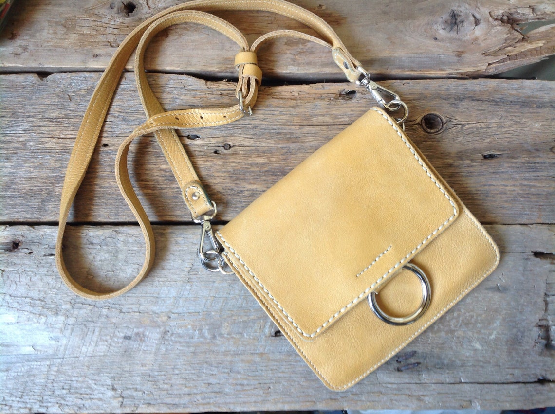 Roots Vintage Saddle Leather Shoulder Sleeve Bag Etsy