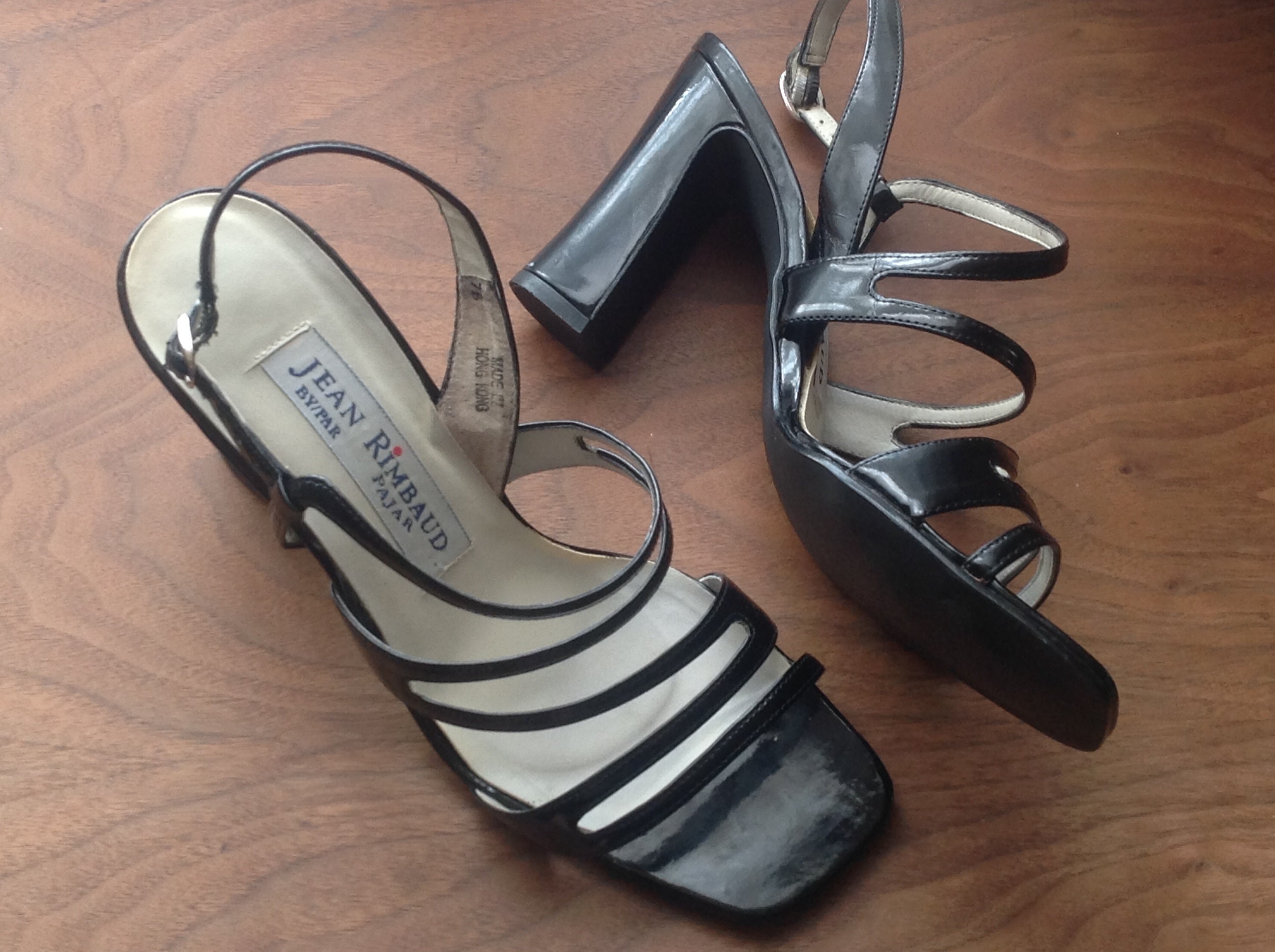 Maison Celon square thin sandal black