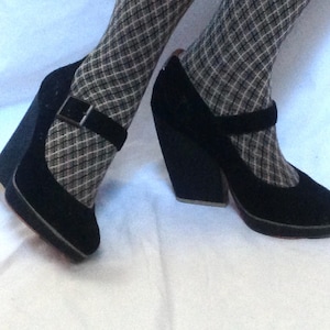 Zapatos Mary Jane de ante FEUD BRITANNIA con plataforma y tacones de bloque, talla 4 Reino Unido/RARO, Nuevos de antiguo stock