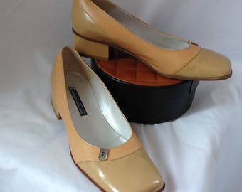 Leather shoes with square toes and heels Franco Visconti vintage 1960 Made in Italy
