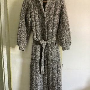 Vintage 1980s 100% Virgin Wool Knit Maxi Cardigan Coat Size S/S