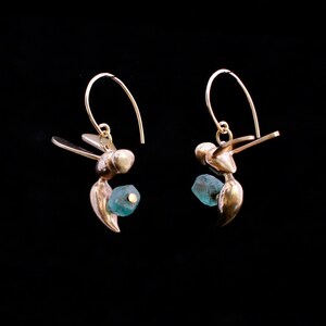 APOCRITA earrings : bronze wasp earrings with apatite image 2