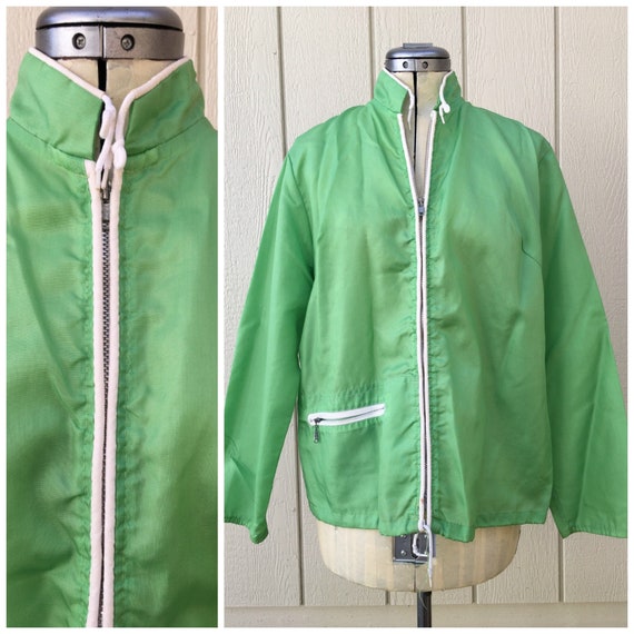 women's lightweight nylon windbreaker
