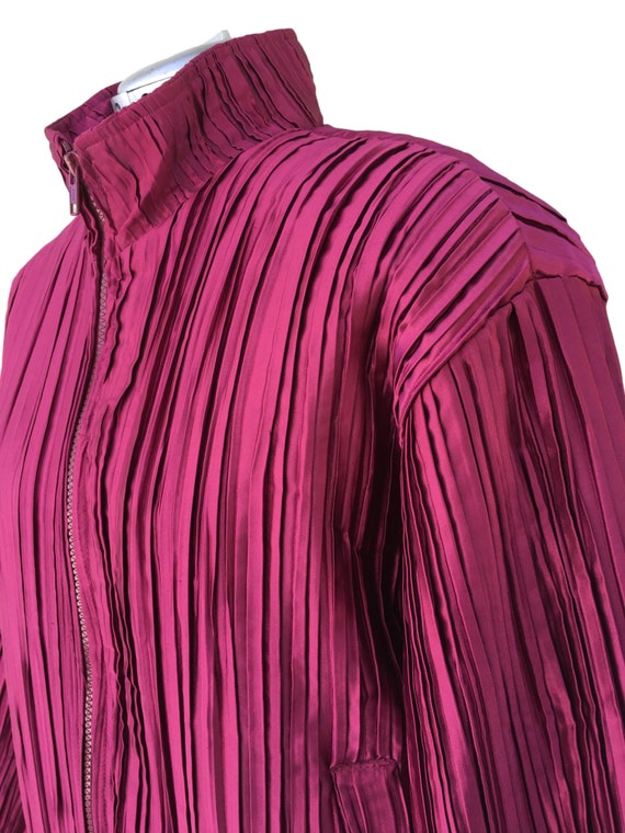 Vintage Hot Pink Satin Pleated Bomber Jacket Size… - image 8