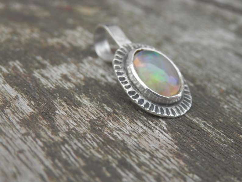 Sterling Silver Pendant Ethiopian Opale White green and Orange beaten silver