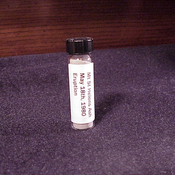 Glass Vial of Mt St Helens Volcanic Ash from the May 18th, 1980 Eruption, Washington Souvenir, Sample, Specimen, 1980's, WA, Science Fair