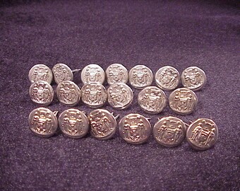 Lot of 19 Vintage Wisconsin State Seal Nickel Tone Metal Uniform Hat Buttons, with Straight Shanks, Superior Quality, Cuff Link Making, Old