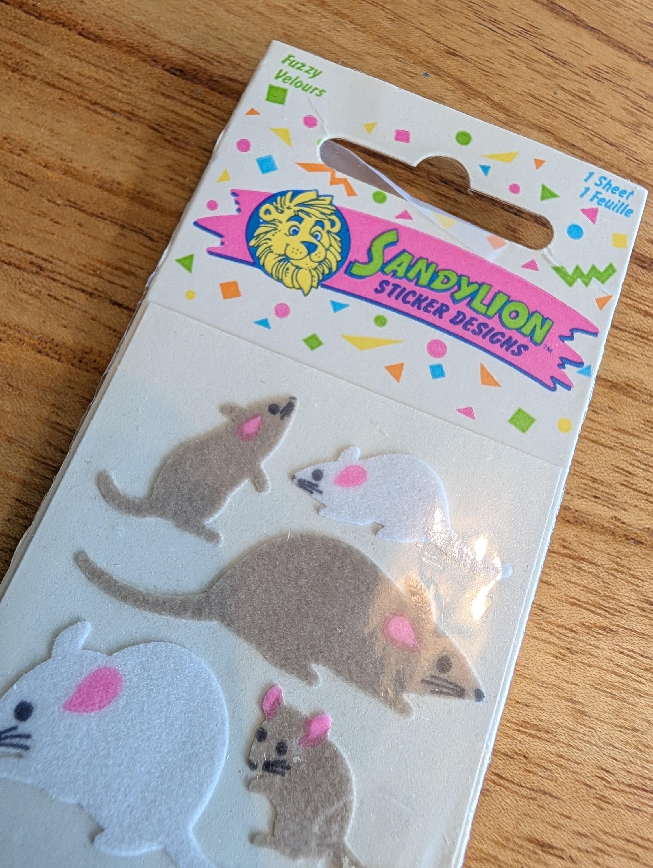 Sandylion - Etsy 日本