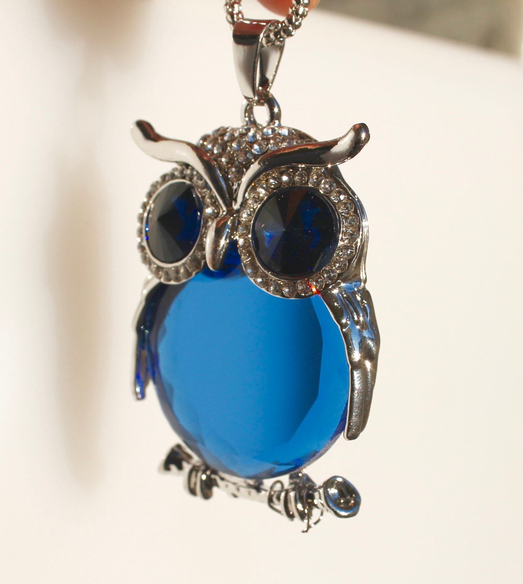 OWL neklace awesome blue gema and stainless figure with Rose cut behind