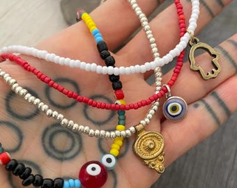 Gargantilla de cuentas con ojo malvado: collar de amuleto de la suerte hecho a mano