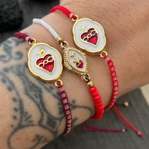 Sacred Heart Jewelry Religious Bracelet Charm Bracelet Prayer Bracelet Sacred Heart Witchy Jewelry Gothic Bracelet Heishi Bracelet Pastel