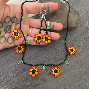 Flower Choker Cottagecore Jewelry Cottagecore Earrings Cottagecore Necklace Indie Jewelry Seed Bead Choker Indie Necklace Flower Jewelry