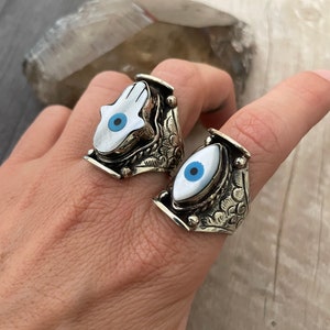 Evil Eye Ring Hamsa Ring Chunky Ring Mother of Pearl Ring Protection Ring Hamsa Hand Good Luck Ring Big Ring Eye Ring Evil Eye Hamsa Ring