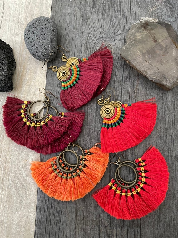 Long red tassel earrings with red agatha | Handmade jewelry online Cloris®