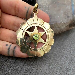 Stern-Halskette Himmlischer Schmuck Stern-Schmuck Stern-Anhänger Medaillon Halskette Fokal Anhänger Großer Anhänger Halskette Cooler Anhänger Tarot Halskette