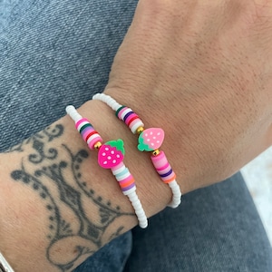 Strawberry Bracelet Indie Jewelry Strawberry Jewelry Berry Bracelet Kandi Bracelet Pastel Bracelet Aesthetic Bracelet Y2k Bracelet