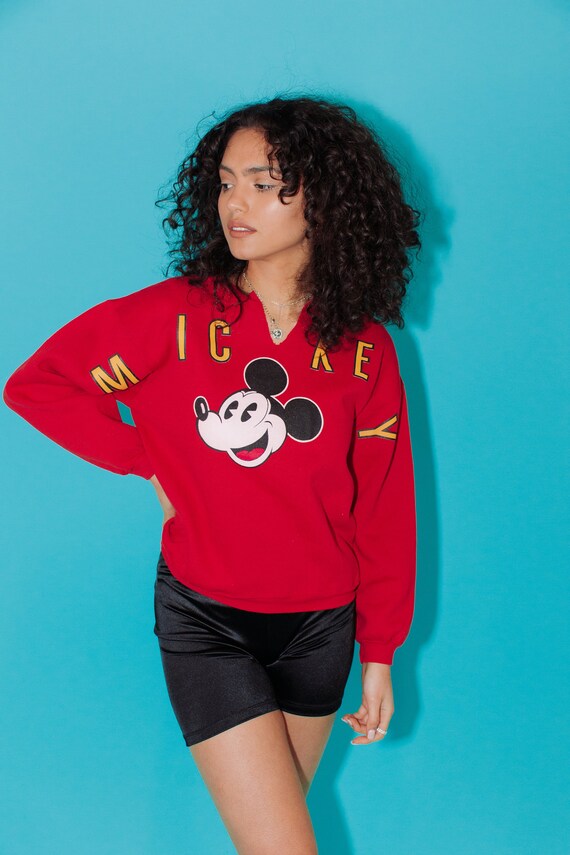 Vintage Disney Sweater || Mickey
