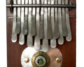 Nyunga Nyunga / Kalimba in F Stemming 17 x 14cm - Gratis beschermende gewatteerde tas - Duim Piano, Afrikaanse Muziek Instrument, Afrikaanse Lamellofoon