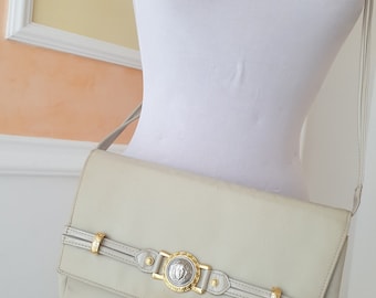 Gianni Versace Vintage bag in beige fabric.