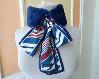 Guy Laroche Paris vintage, collar with bow.