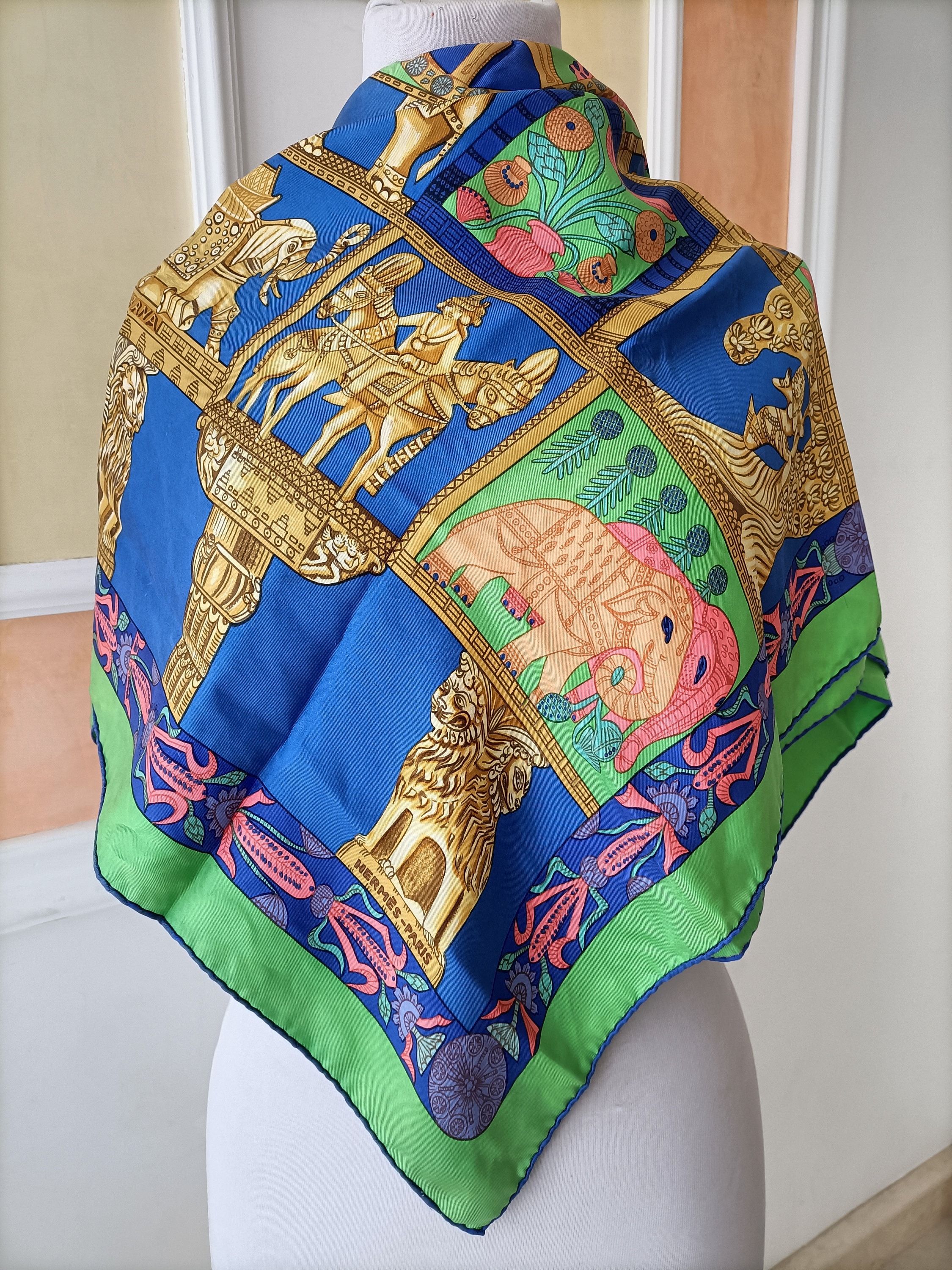 HERMÈS-PARIS ヘリンボーン スカーフ 1987 hermes scarf - Etsy 日本