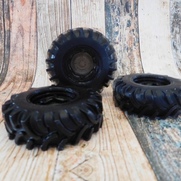 Handmade Monster Truck Tire Soap: Unique Men's Gift, Rustic Farmhouse Decor, Novelty Bathroom Accessory