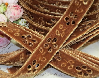 29" CARAMEL BROWN VELVET Cut Out Flower Ribbon Vintage Trim Boho Choker Necklace French Millinery Hat Ribbonwork Bow Applique Metal Metallic