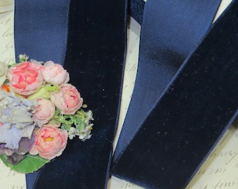 1y 1940s NAVY SILK BLUE 1.5 Velvet Ribbon Taffeta Back French Trim Millinery Hat flower Vestment 1920s Flapper Art Deco Antique Ribbonwork