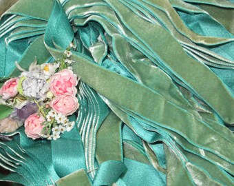 1y 1940s NAVY SILK BLUE 1.5 Velvet Ribbon Taffeta Back French Trim Millinery Hat flower Vestment 1920s Flapper Art Deco Antique Ribbonwork